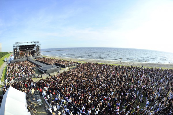 Acid Black Cherry、猛暑の幕張で40,000人が熱狂！ – ROCKの総合情報