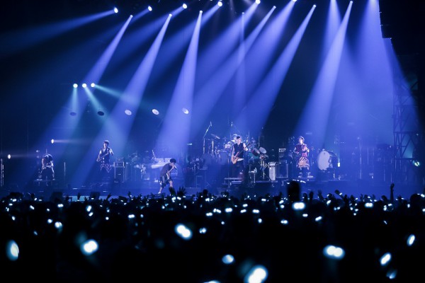 UVERworld、結成15周年＆デビュー10周年記念ライブが明日オンエア！ – ROCKの総合情報サイトVif