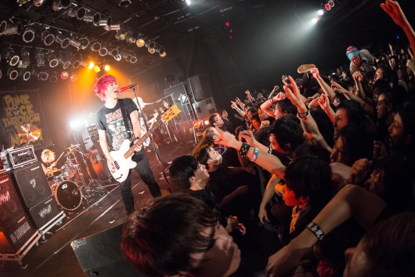 2015.12.20 NAMBA69、KEN YOKOYAMA＠新潟LOTS – ROCKの総合情報サイトVif