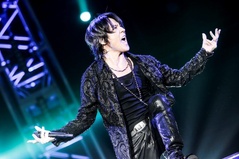 プレゼントを選ぼう！ 氷室京介 KYOSUKE HIMURO LIVE AT THE TOKYO D