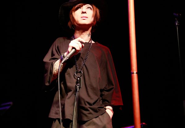 清春がD'ERLANGERトリビュートでタッグを組んだメンバーはkatsuma