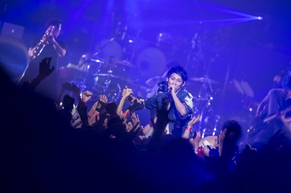 Uverworld 日本最大23 000人の男祭りがdvd 化 Rockの総合情報サイトvif