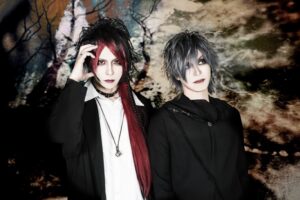 90年代名古屋系カリスマバンドPhobiaの音源とVo.KISUIのソロ音源をサブスク解禁！